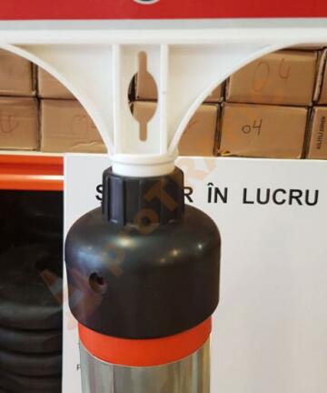 Accesoriu de plastic pentru stalpi