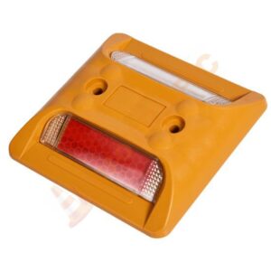 Buton reflectorizant stradal