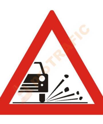 Indicator rutier avertizare A20 Improscare cu pietris