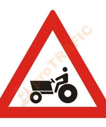 Indicator rutier avertizare A53 Masini si utilaje agricole