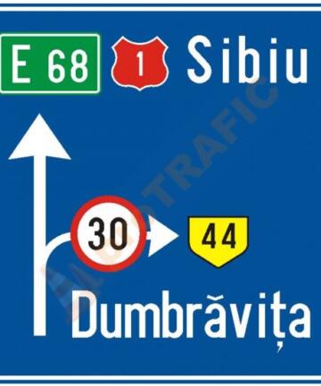 Indicator rutier de orientare F1b Presemnalizarea directiilor la o intersectie de drumuri