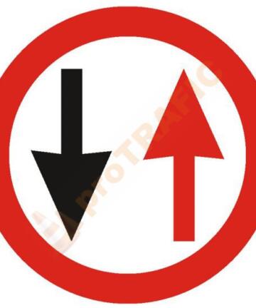 Indicator rutier prioritate B5 Prioritate pentru circulatia din sens invers