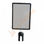 Panou plastic A4 negru pentru stalp cu banda retractabila